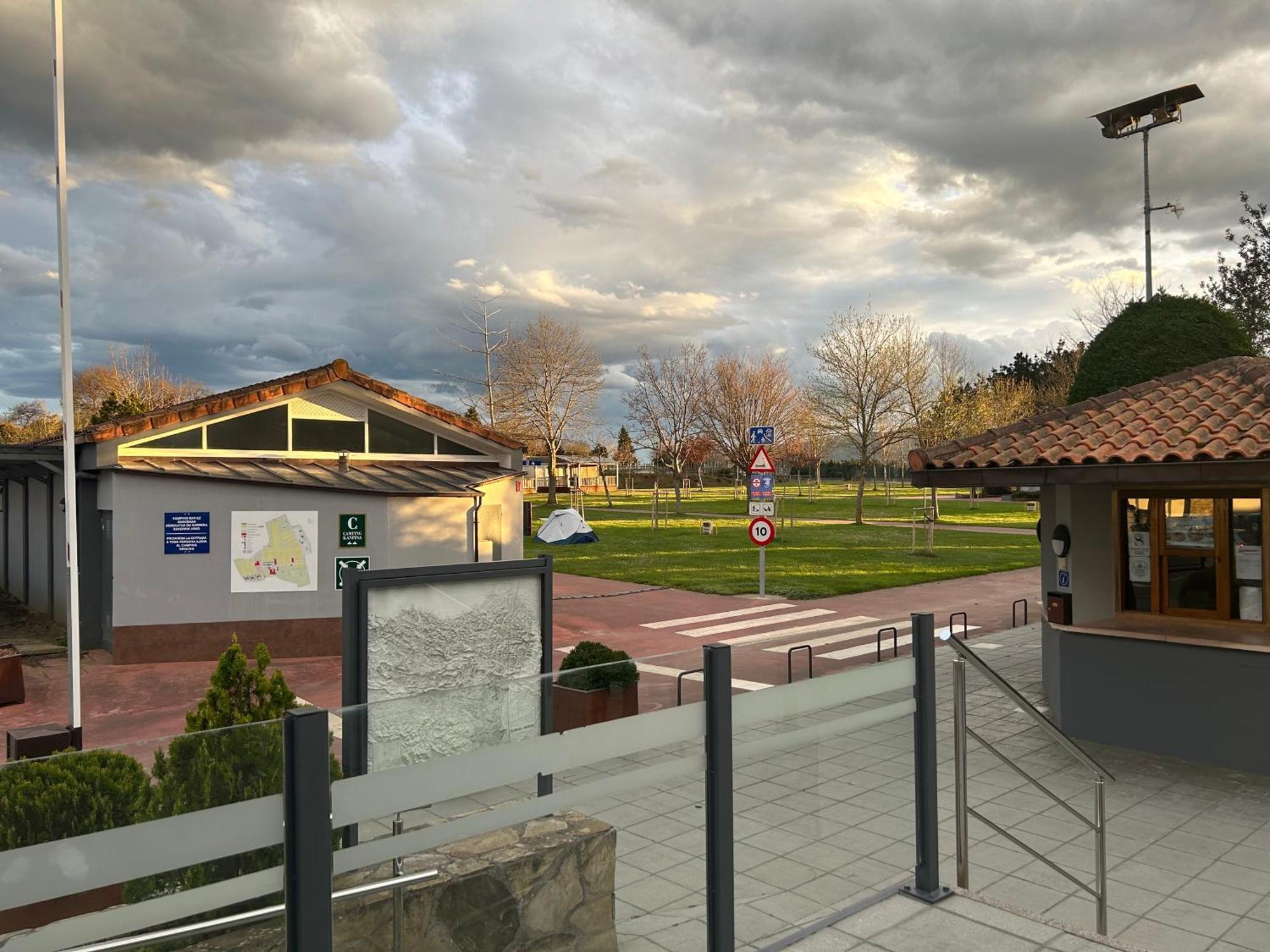 Camping & Bungalows Leagi Mendexa Exteriér fotografie